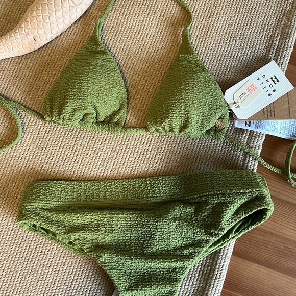 Billabong So Dazed Bikini Set Small, Triangle Multi Top, Maya High Waist Bottoms - Picture 2 of 9